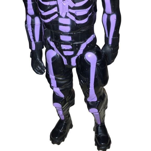 Fortnite Skull Trooper Purple Skeleton Action Figure Victory Series 2019 - Picture 10 of 12